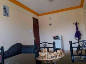 Queen's comfortable 1 bedroom